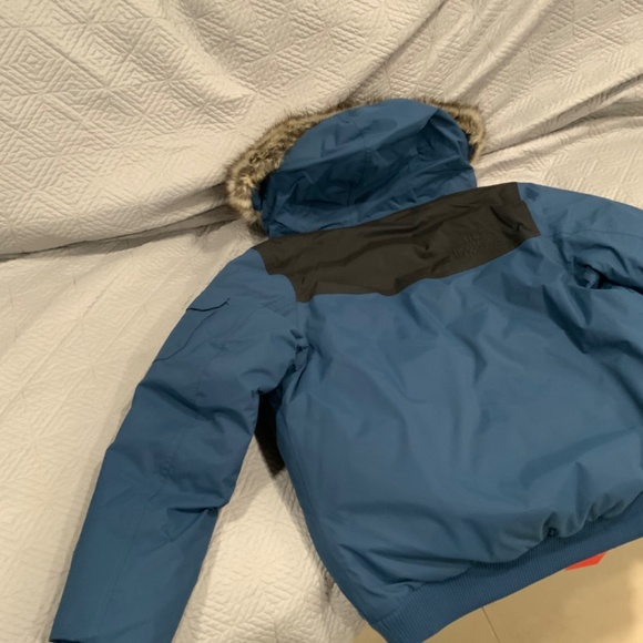 The North Face Men’s Gotham III Waterproof Jacket In Blue Wing Teal - Picture 4 of 16